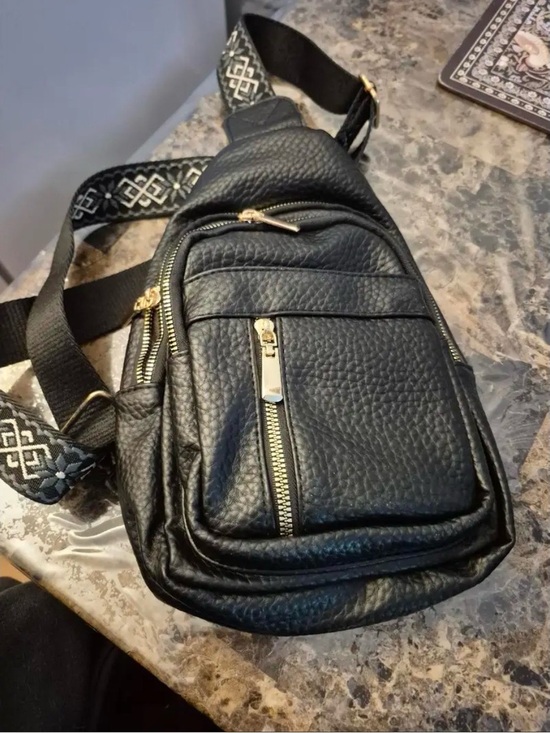 Other - Black Leather Sling Crossbody Bag for Men - Stylish Everyday Carry